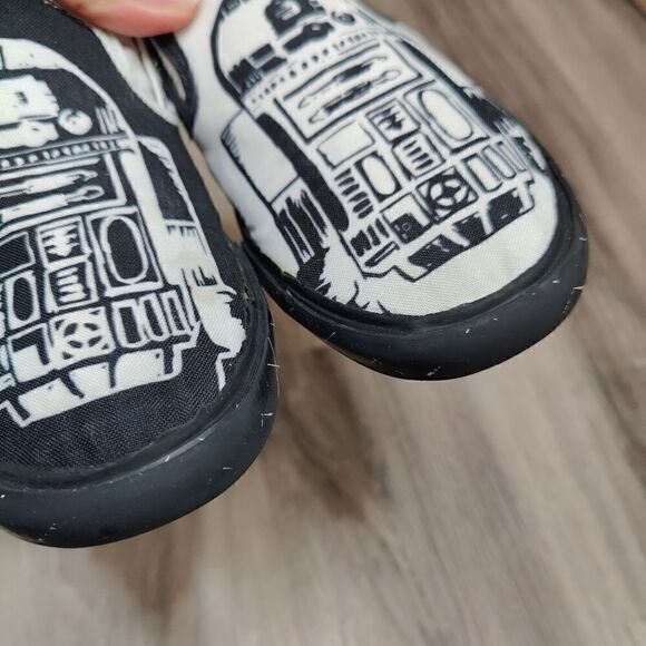 Inkkas Limited Edition R2D2 Star Wars Graphic Slip On Shoes - Picture 3 of 15